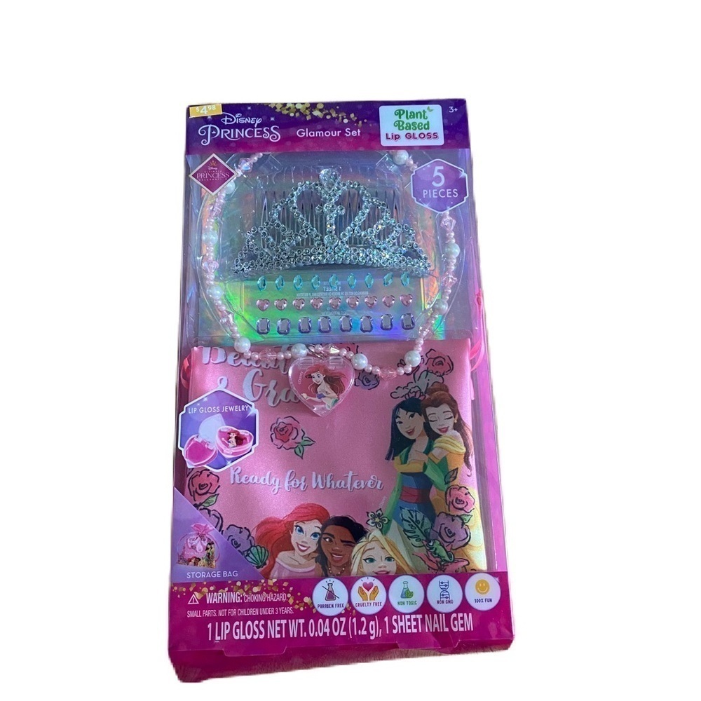 Disney Princess Glamour Set with Pink and Silver Accessories Necklace Gems NEW